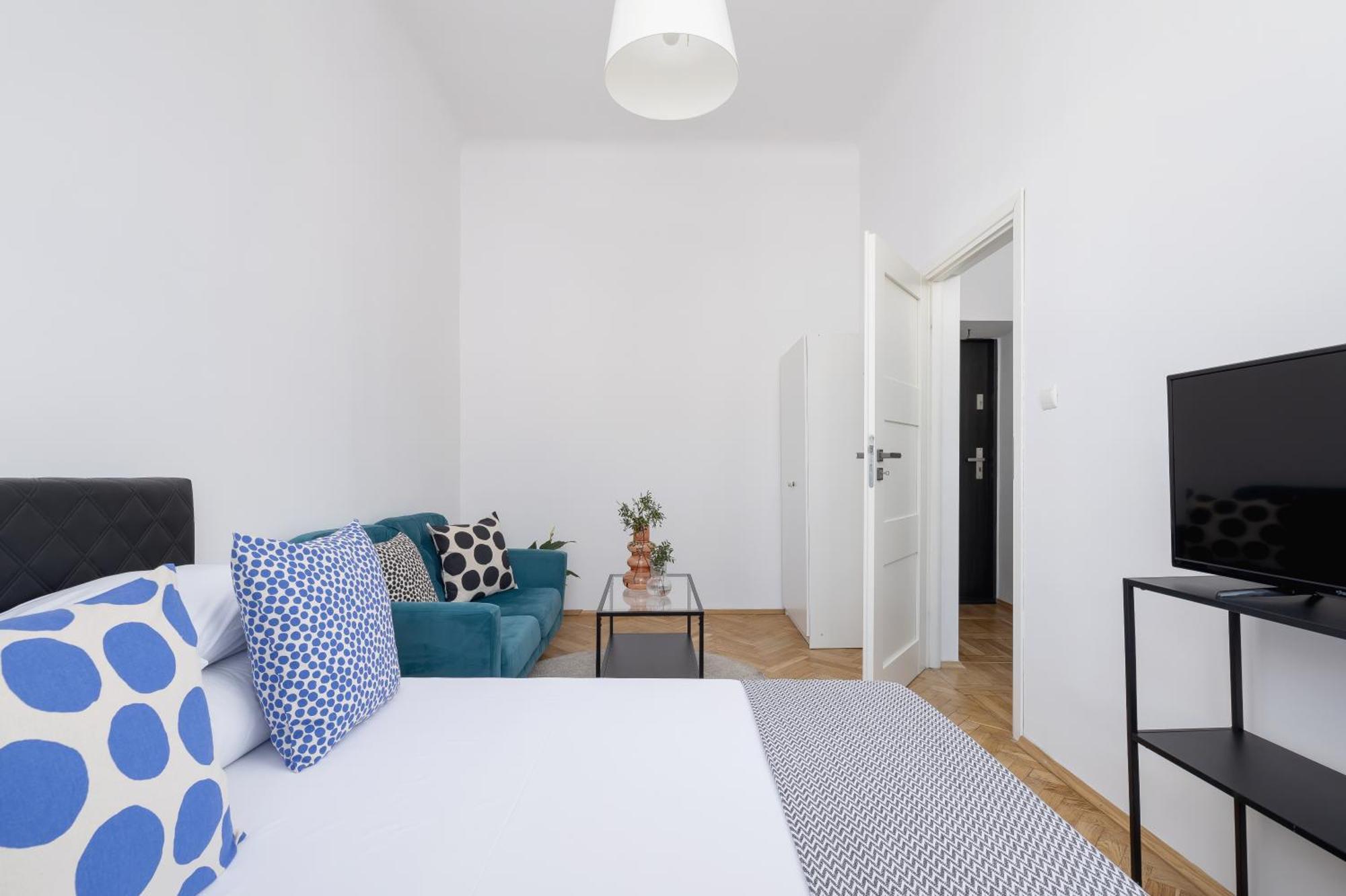 1-Bedroom Apartment - 65 Dluga Street Cracóvia Exterior foto