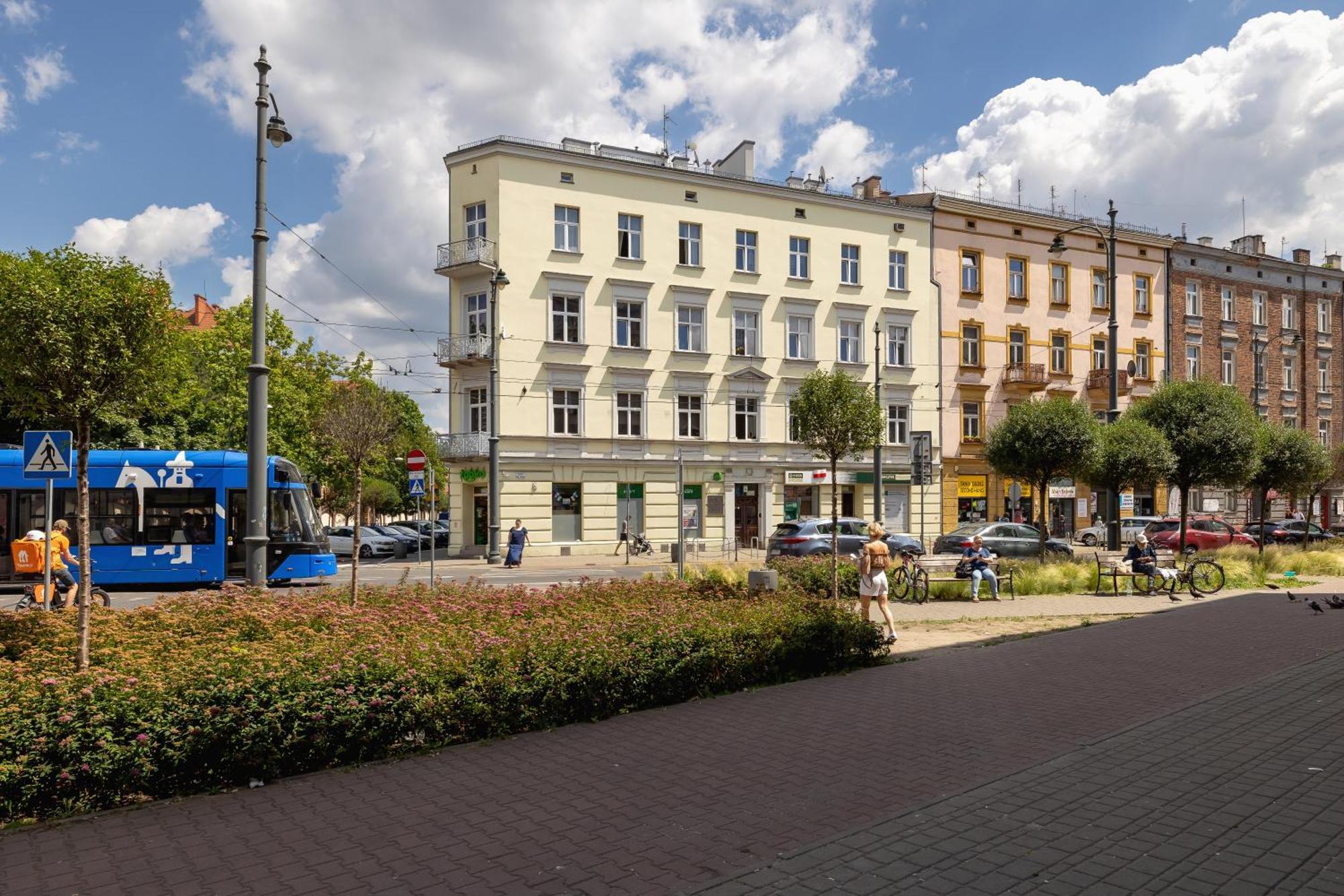 1-Bedroom Apartment - 65 Dluga Street Cracóvia Exterior foto